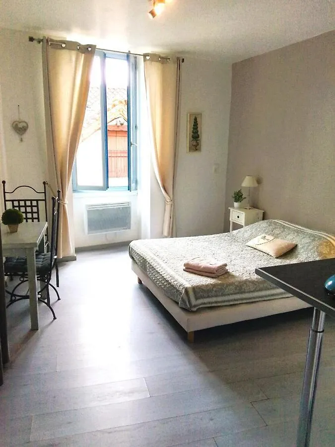 Le Relais Bastide De Cordes Sur Ciel Apartment